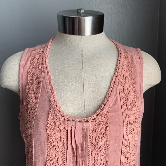 Anthro πΏ Vanessa Virginia Pink Mirabella Lace Top - Picture 3 of 8